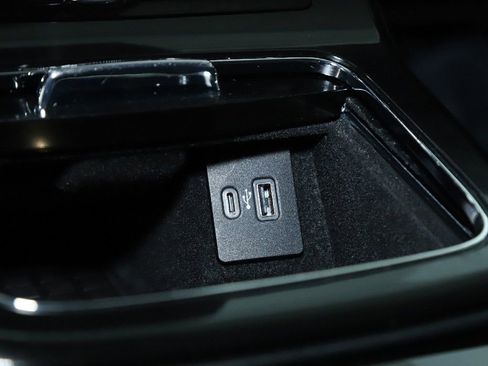 Used 2022 Lincoln Nautilus Reserve image 28