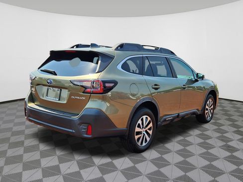 Used 2020 Subaru Outback Premium w/ Popular Package #1 AWD/4WD image 4