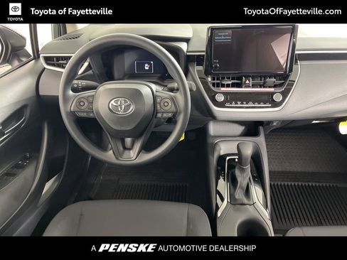 Used 2026 Toyota Corolla LE image 5