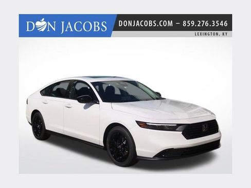 New 2025 Honda Accord SE image 1