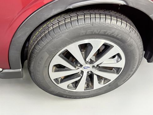 Used 2022 Subaru Outback Premium image 27