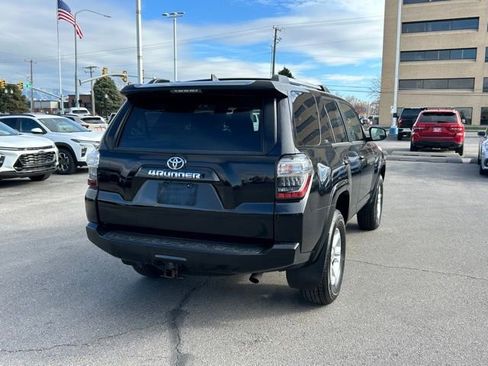 Used 2020 Toyota 4Runner SR5 image 7
