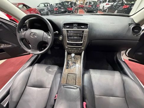 Used 2010 Lexus IS 250C image 31
