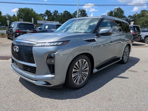Used 2027 INFINITI QX80 Luxe w/ Cargo Package AWD/4WD image 8