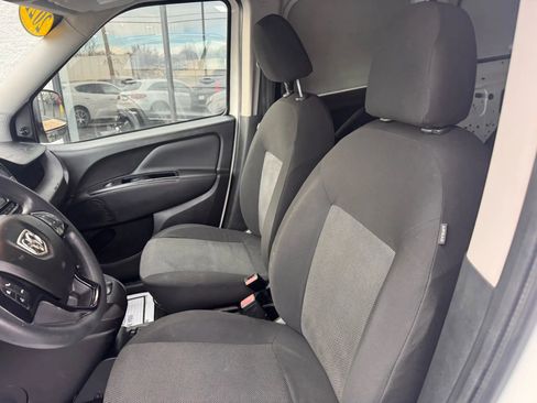 Used 2021 RAM ProMaster City Tradesman image 10