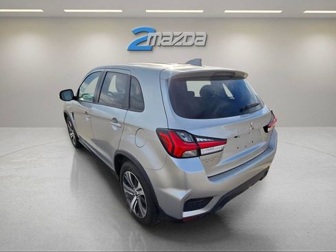 Used 2024 Mitsubishi Outlander Sport SE image 3