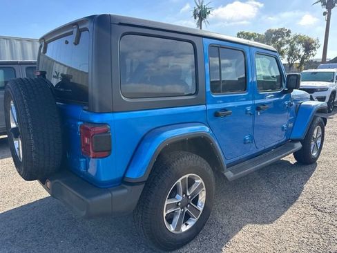 Used 2021 Jeep Wrangler Unlimited Sahara w/ Dual Top Group AWD/4WD image 5