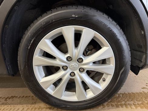Used 2015 Toyota RAV4 Limited AWD/4WD image 30
