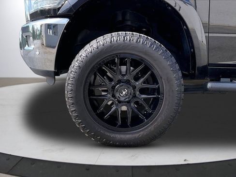 Used 2018 RAM 2500 Laramie w/ Snow Chief Group image 32