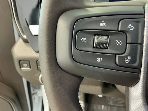 Used 2026 GMC Sierra 1500 SLT image 45