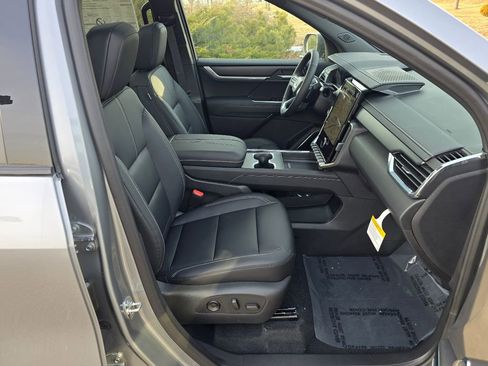 New 2026 GMC Acadia Elevation w/ Black Edition image 41