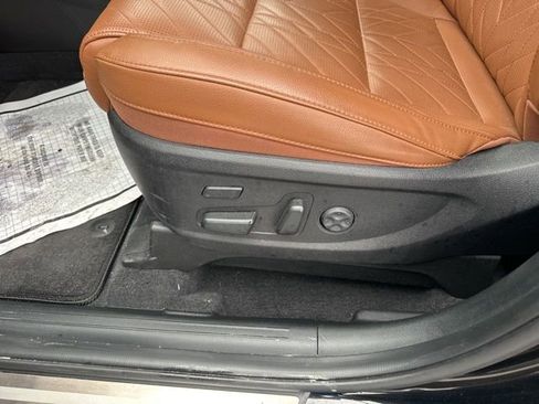 Used 2024 Kia Telluride SX X-Line image 19