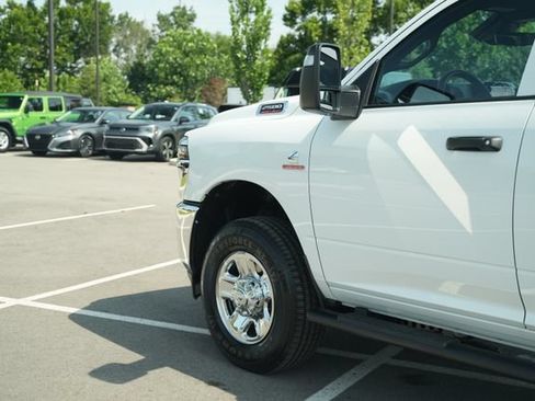 New 2026 RAM 2500 Tradesman AWD/4WD image 38