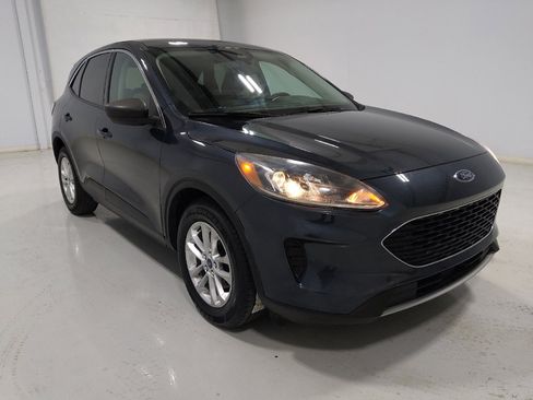 Used 2022 Ford Escape SE FWD image 13
