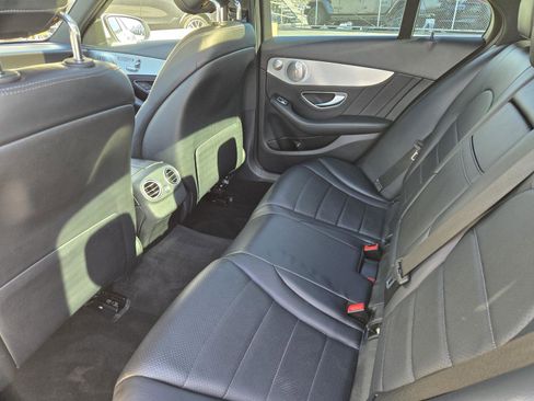 Used 2018 Mercedes-Benz C 300 Sedan image 23