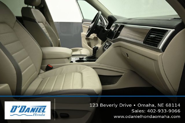 Used 2021 Volkswagen Atlas SEL Premium AWD/4WD image 43