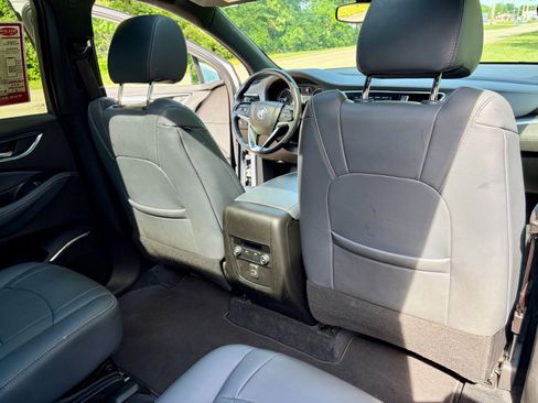 Used 2023 Buick Enclave Essence w/ Experience Buick Package AWD/4WD image 20