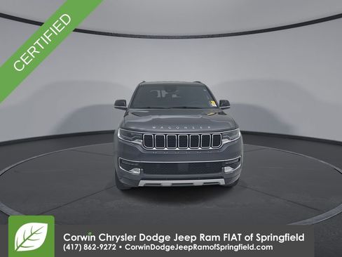 Certified 2024 Jeep Wagoneer Series II w/ Flexible Seating Group AWD/4WD image 5
