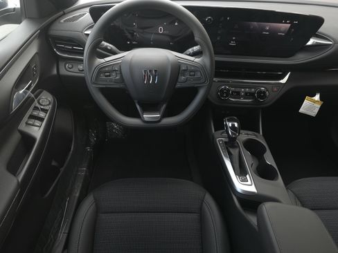 New 2026 Buick Envista Preferred FWD image 12