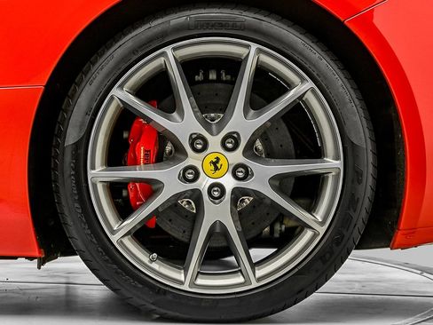 Certified 2010 Ferrari California RWD image 27