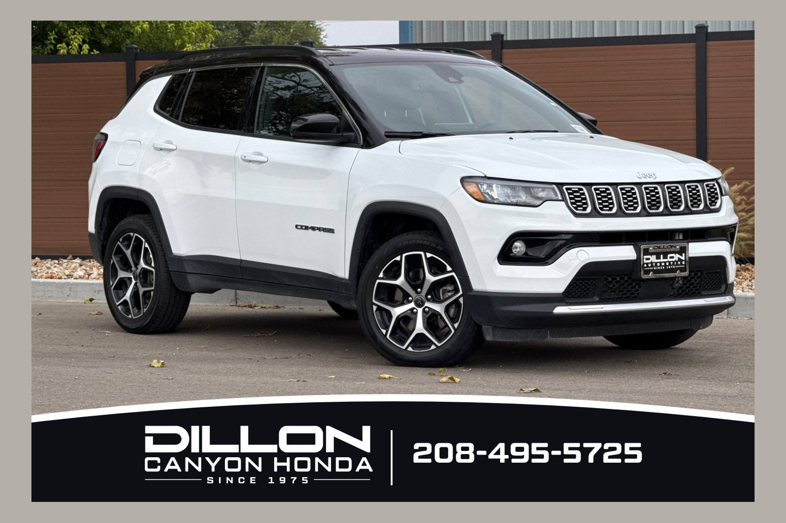 Used 2025 Jeep Compass Limited AWD/4WD image 1