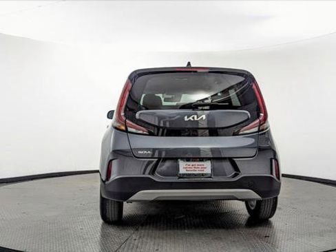 Used 2024 Kia Soul LX w/ Option Group 015 image 7