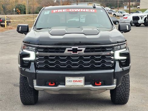 Used 2025 Chevrolet Silverado 1500 ZR2 w/ Technology Package image 2