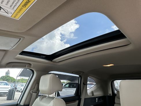 Used 2022 Honda CR-V EX-L image 16