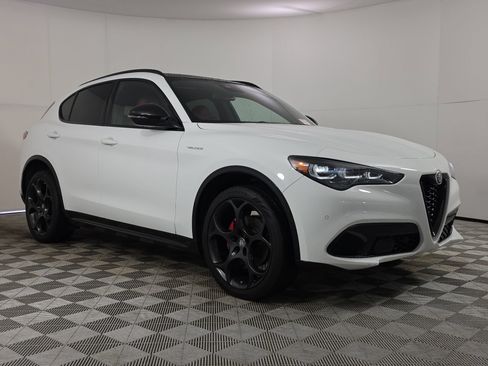 Used 2024 Alfa Romeo Stelvio Veloce AWD/4WD image 1