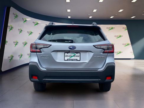 Used 2023 Subaru Outback AWD/4WD image 7