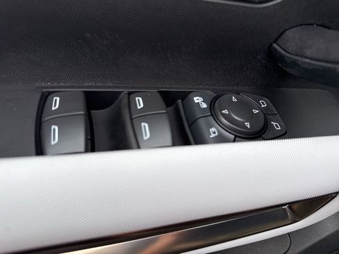 Used 2025 GMC Hummer EV 3X AWD/4WD image 28