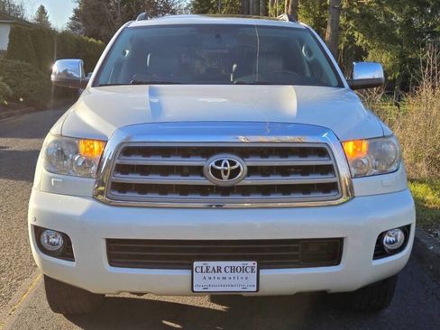 Used 2016 Toyota Sequoia Platinum AWD/4WD image 12
