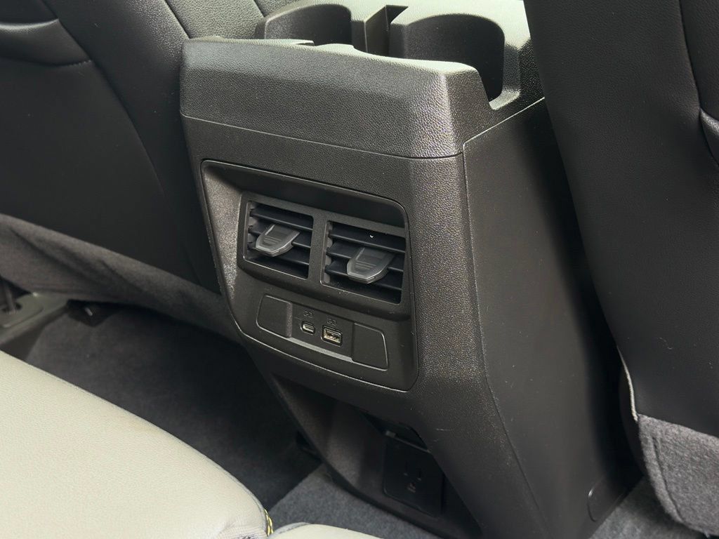 Used 2025 Chevrolet Colorado ZR2 AWD/4WD image 23