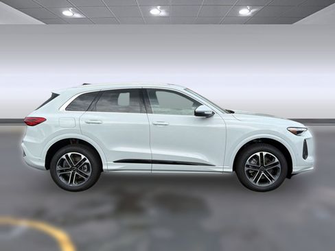 New 2026 Audi Q5 Premium AWD/4WD image 8