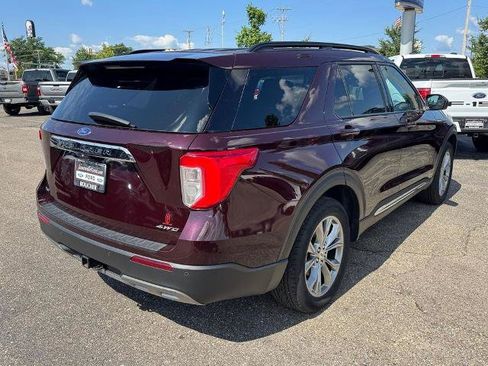 Certified 2023 Ford Explorer XLT w/ Equipment Group 202A AWD/4WD image 5