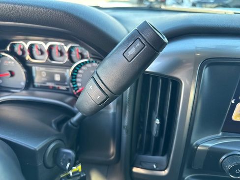 Certified 2018 Chevrolet Silverado 1500 LT w/ All Star Edition image 28