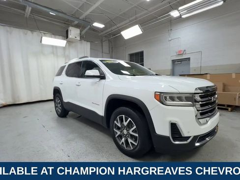 Certified 2023 GMC Acadia SLE w/ Driver Convenience Package image 2