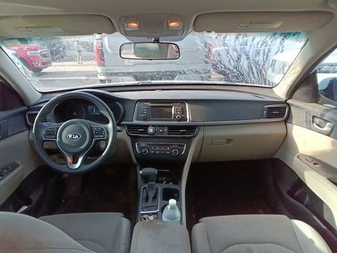 Used 2017 Kia Optima LX image 13