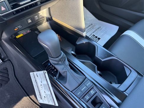 New 2026 Toyota Camry SE w/ Convenience Package image 16