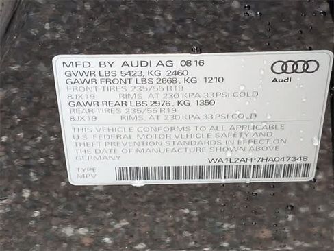 Used 2017 Audi Q5 2.0T Premium Plus w/ Technology Package image 40