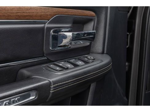 Used 2015 RAM 3500 Laramie image 20