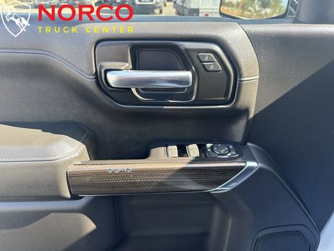 Used 2019 Chevrolet Silverado 1500 LT w/ Texas Edition AWD/4WD image 15