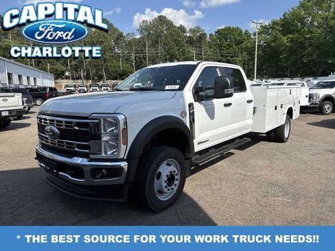 New 2025 Ford F450 XL w/ XL Chrome Package image 4