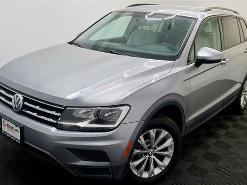 Used 2019 Volkswagen Tiguan S w/ Driver Assistance Package image 2