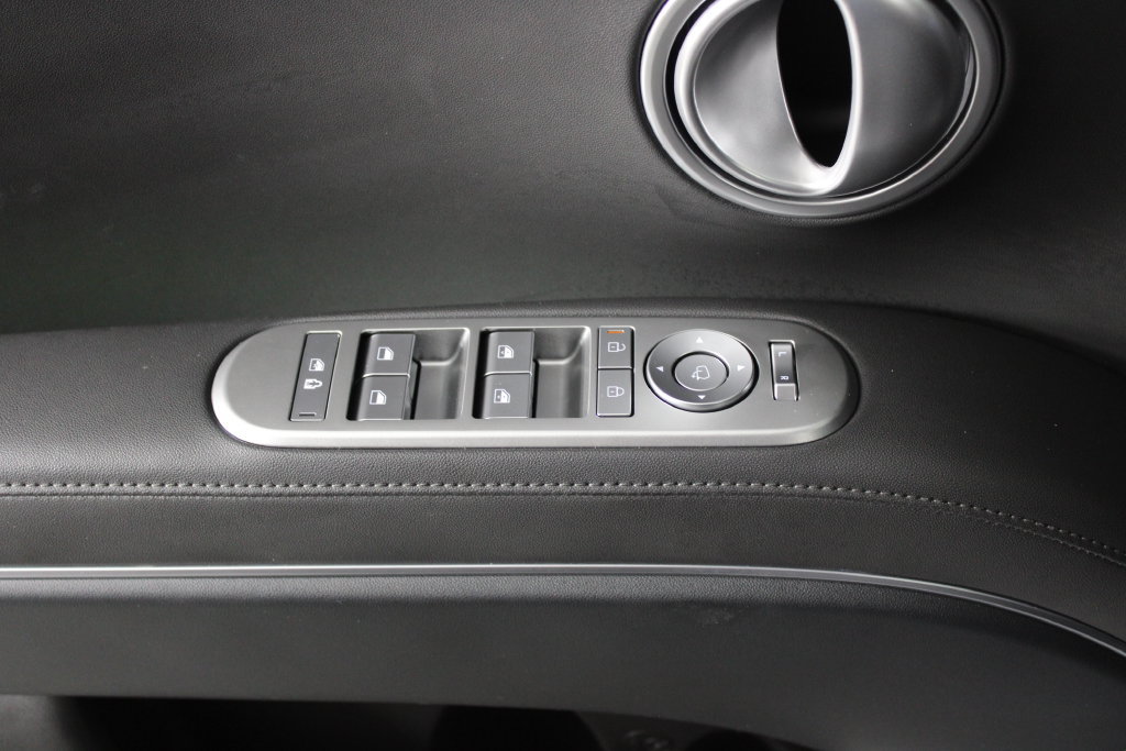 Certified 2026 Hyundai Palisade Limited FWD image 27