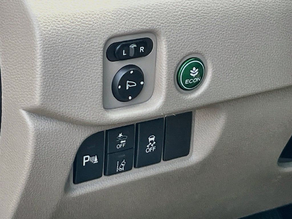 Used 2019 Honda Pilot Touring image 10
