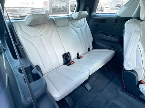 Used 2024 Hyundai Palisade Calligraphy image 31