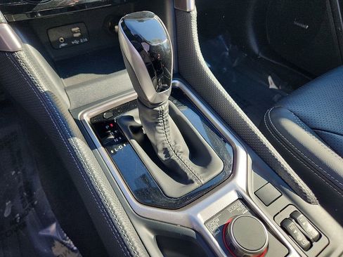 Used 2020 Subaru Forester Limited image 16