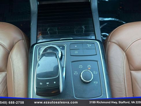 Used 2018 Mercedes-Benz GLE 350 4MATIC image 29