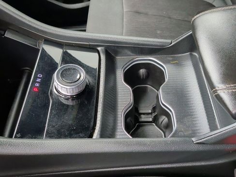 Used 2025 Jeep Grand Cherokee Laredo RWD image 30